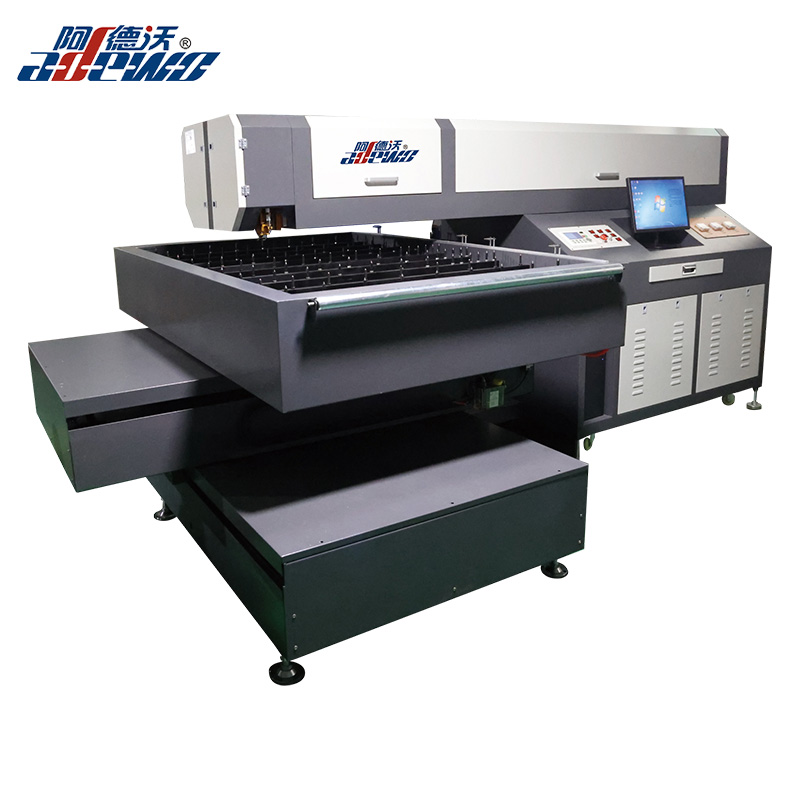 600 Watts Flatbed Die-Cutting Die Membuat Mesin Pemotong Laser